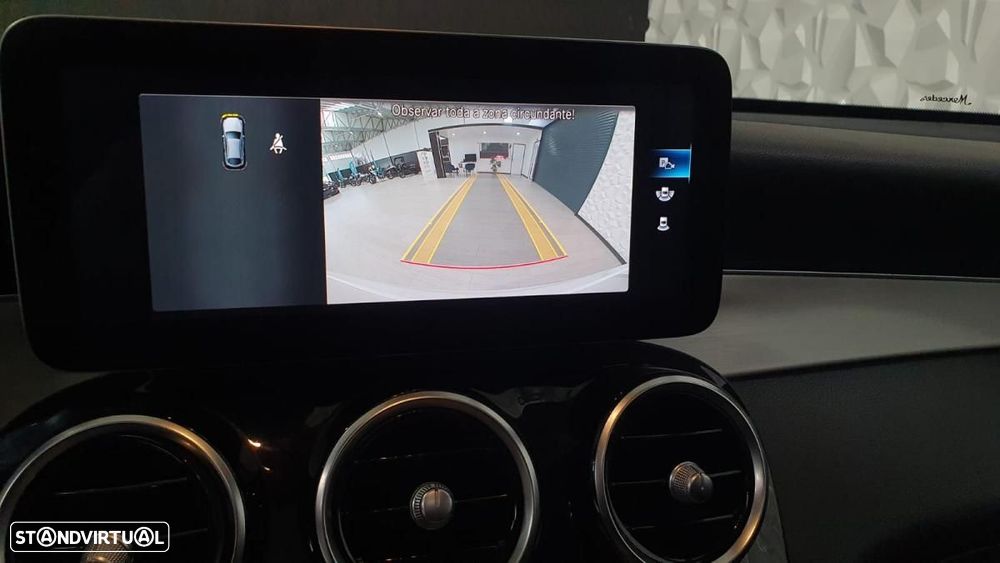 Mercedes-Benz GLC 220 d Coupe 4Matic 9G-TRONIC AMG Line - 20