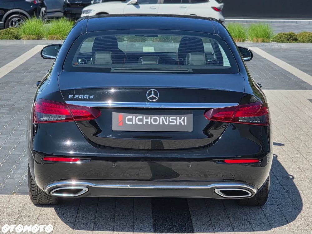 Mercedes-Benz Klasa E - 8