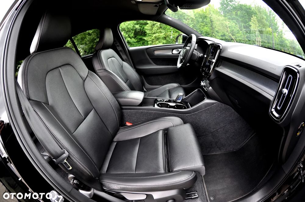Volvo XC 40 T4 Recharge DKG RDesign - 24