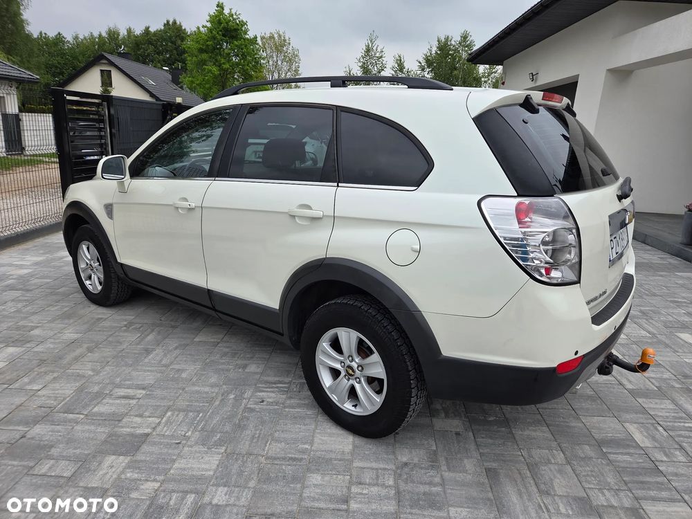 Chevrolet Captiva 2.0 d LS 5os 2WD - 13