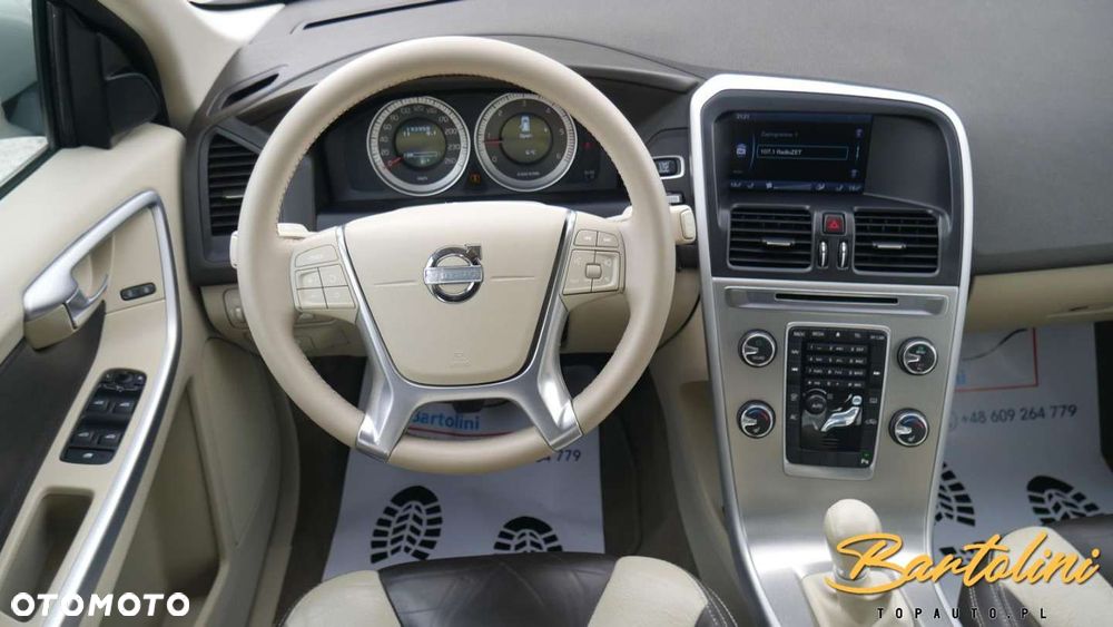 Volvo XC 60 - 8