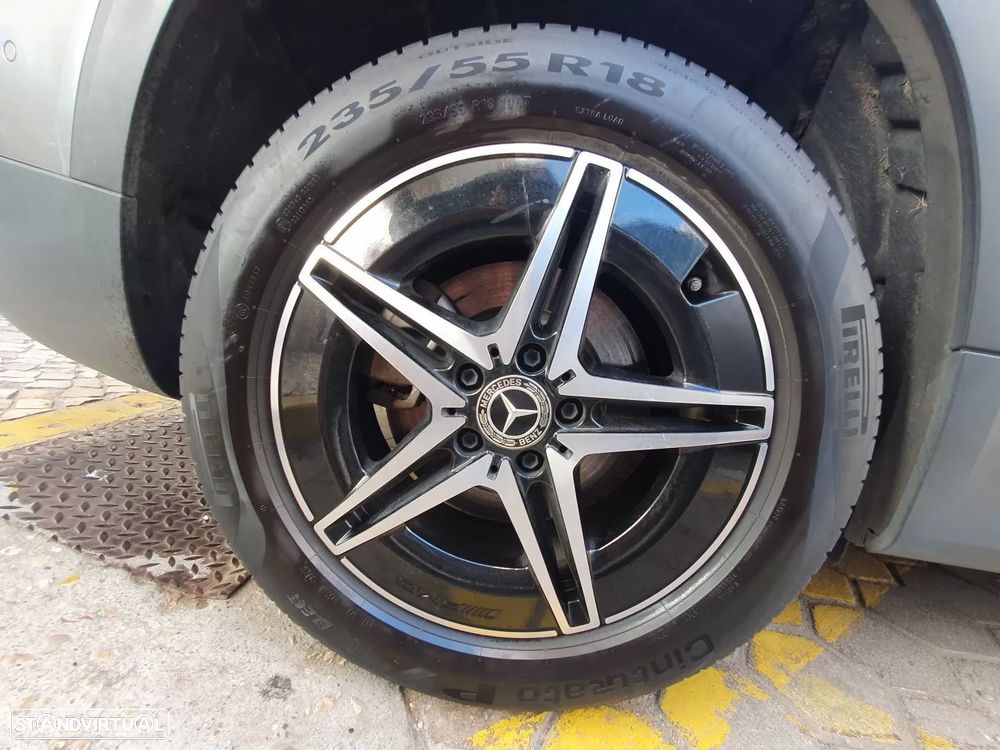 Mercedes-Benz EQB 300 4Matic AMG Line - 24