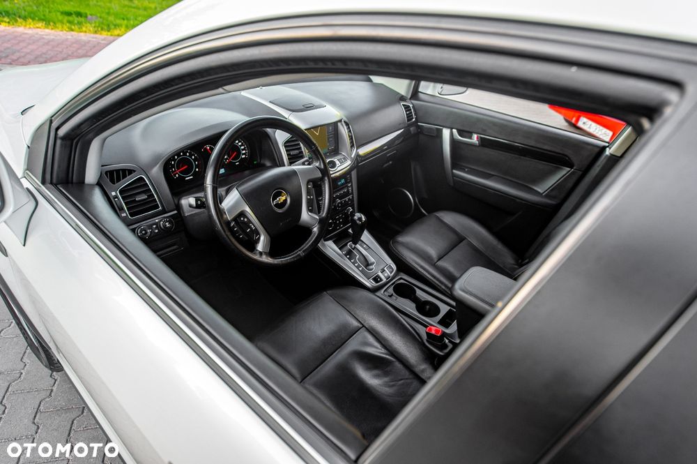 Chevrolet Captiva 3.0 V6 SIDI AWD Automatik LTZ - 19