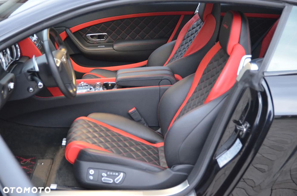 Bentley Continental GT Speed Convertible - 22