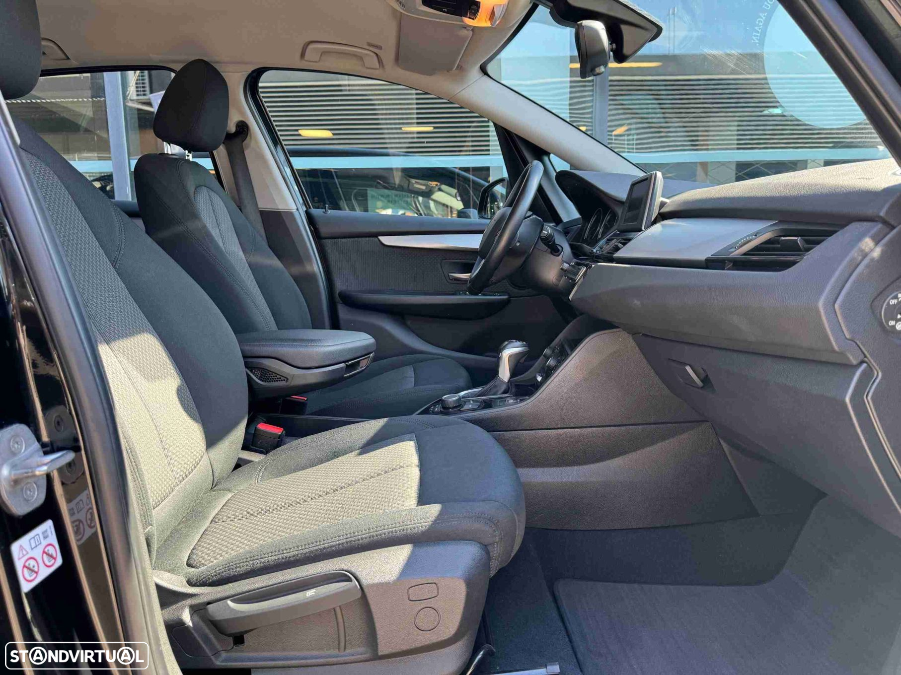 BMW 225xe Active Tourer - 7