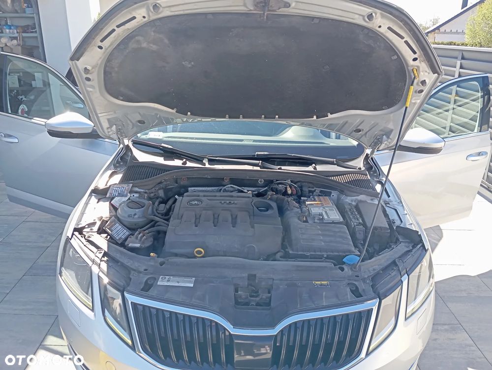 Skoda Octavia 2.0 TDI SCR Style DSG - 11