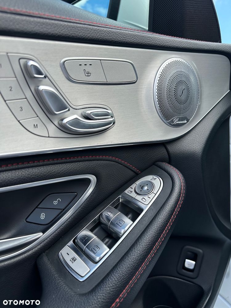 Mercedes-Benz Klasa C AMG 43 4Matic AMG TCT 9G - 22