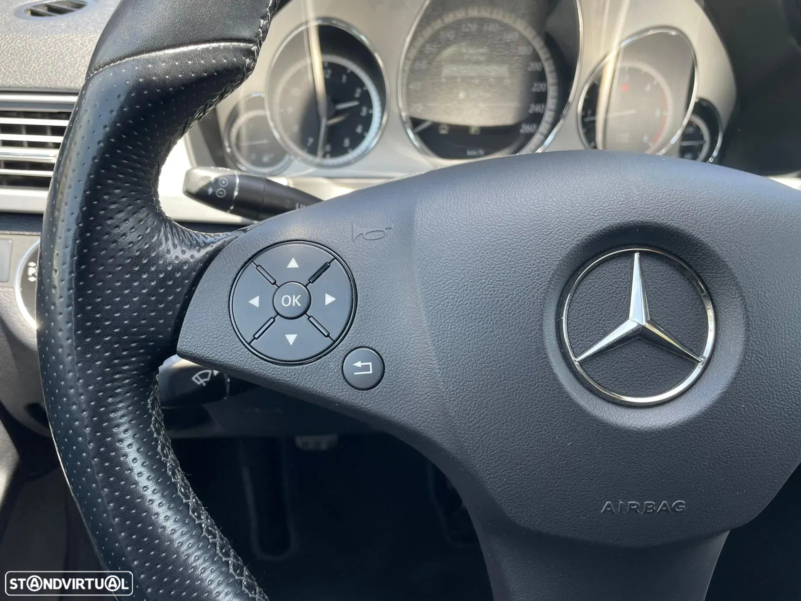 Mercedes-Benz E 250 T CDI DPF BlueEFFICIENCY Avantgarde - 10