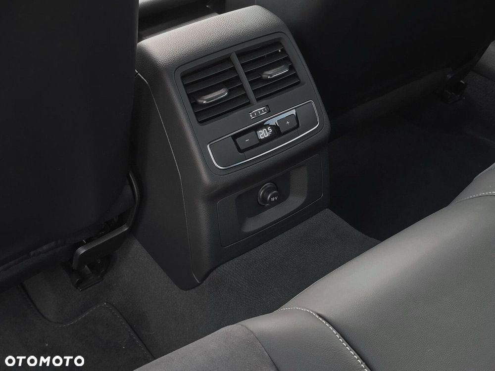 Audi RS4 Avant TFSI Quattro Tiptronic - 21