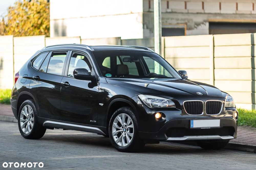 BMW X1 sDrive18i Sport Line - 3