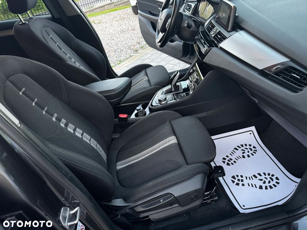 BMW Seria 2 218d Luxury Line sport - 18