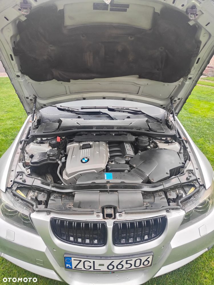 BMW Seria 3 - 25