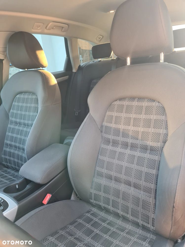 Audi A4 Avant 2.0 TDI DPF Ambition - 25