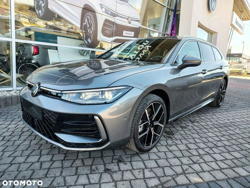 Volkswagen Passat - 3