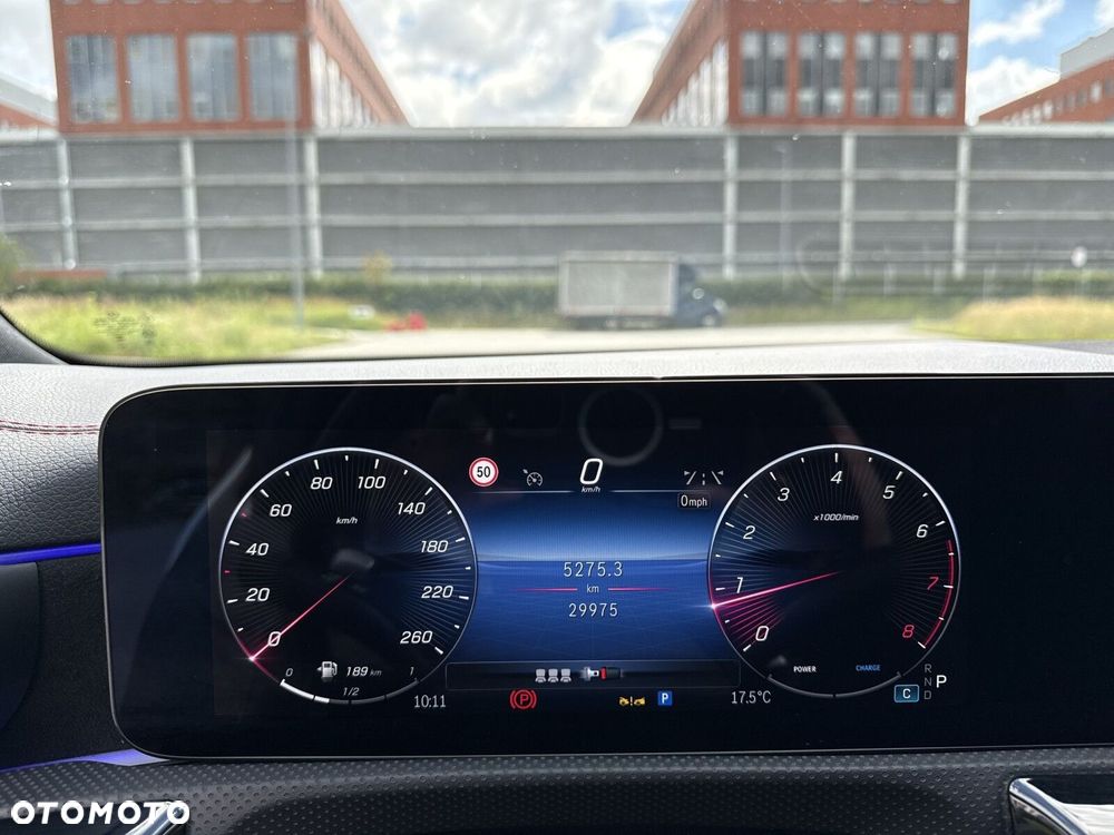 Mercedes-Benz CLA - 13