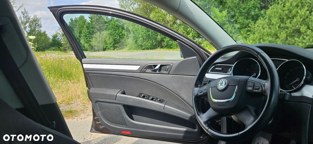 Skoda Superb 1.8 TSI Exclusive - 10