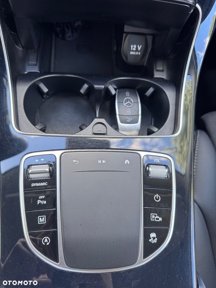 Mercedes-Benz GLC 220 d 4Matic 9G-TRONIC AMG Line - 33