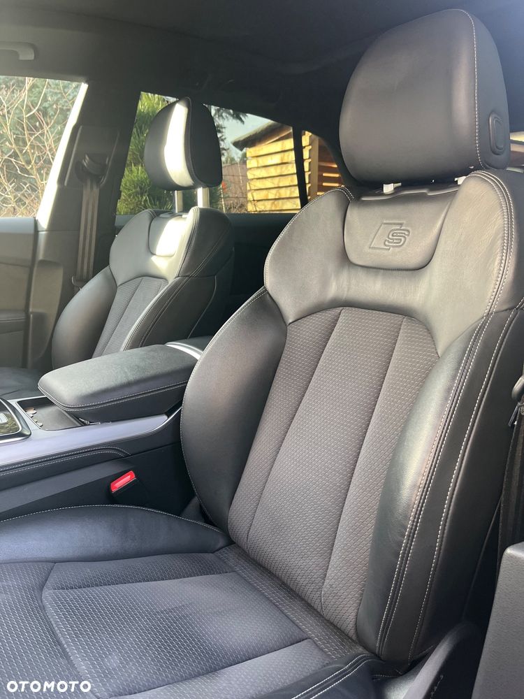 Audi Q8 ver-50-tdi-mhev-quattro-black-edition-tiptronic - 36