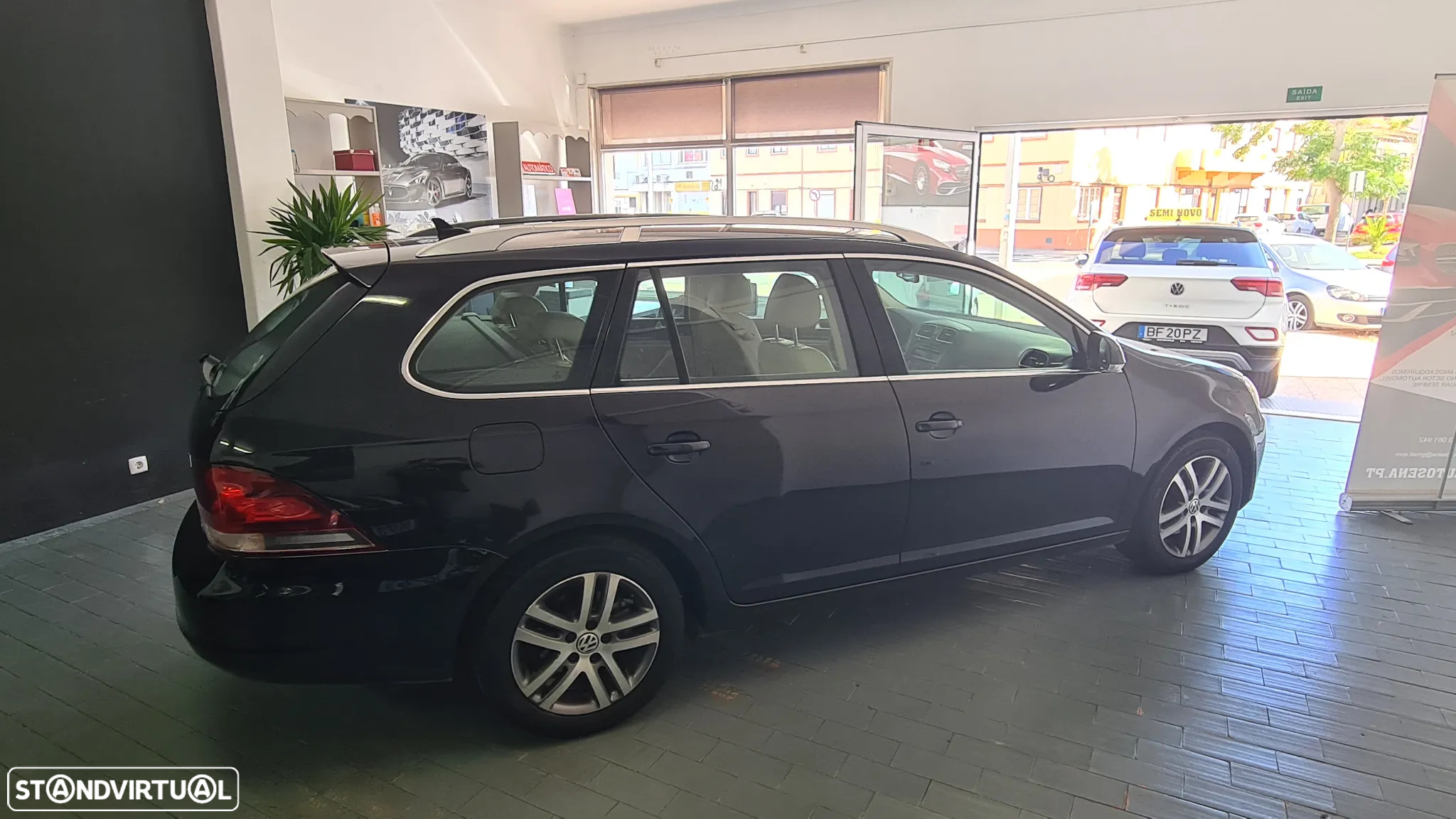 VW Golf Variant 1.6 TDi Confortline - 9
