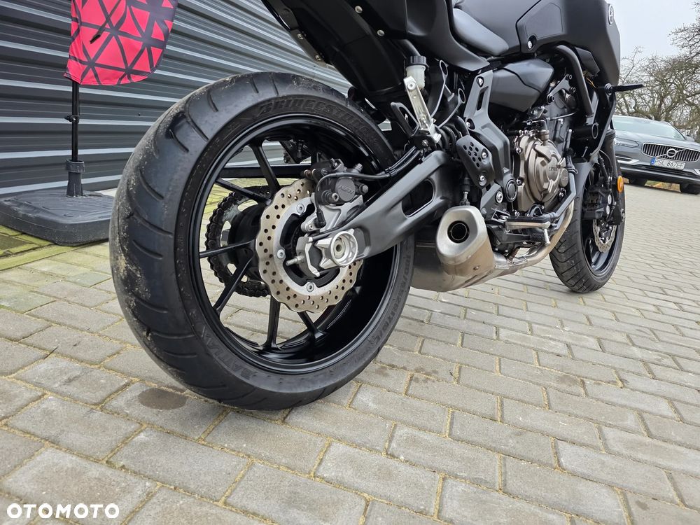 Yamaha MT - 18