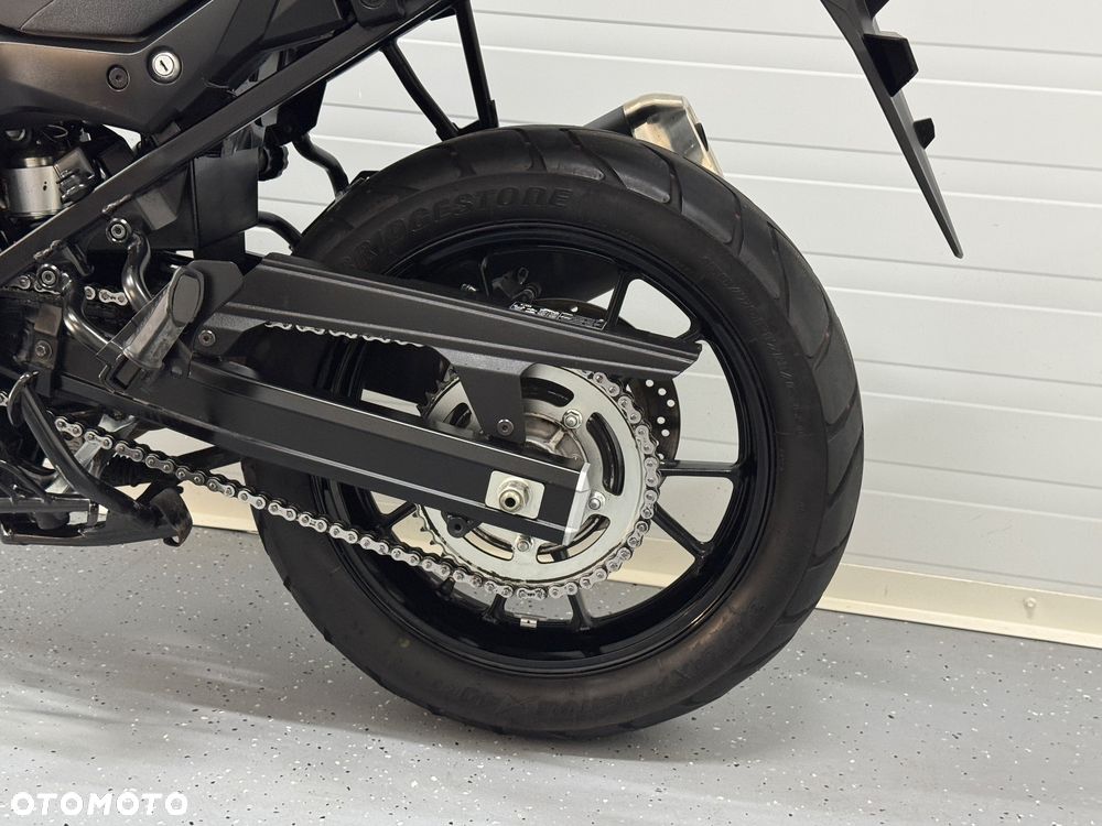 Suzuki V-STROM - 20