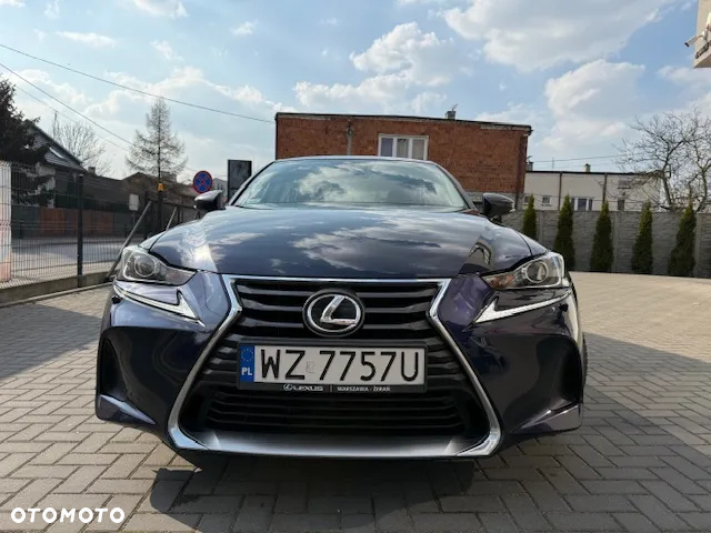Lexus IS 200t / 300 Elegance - 3