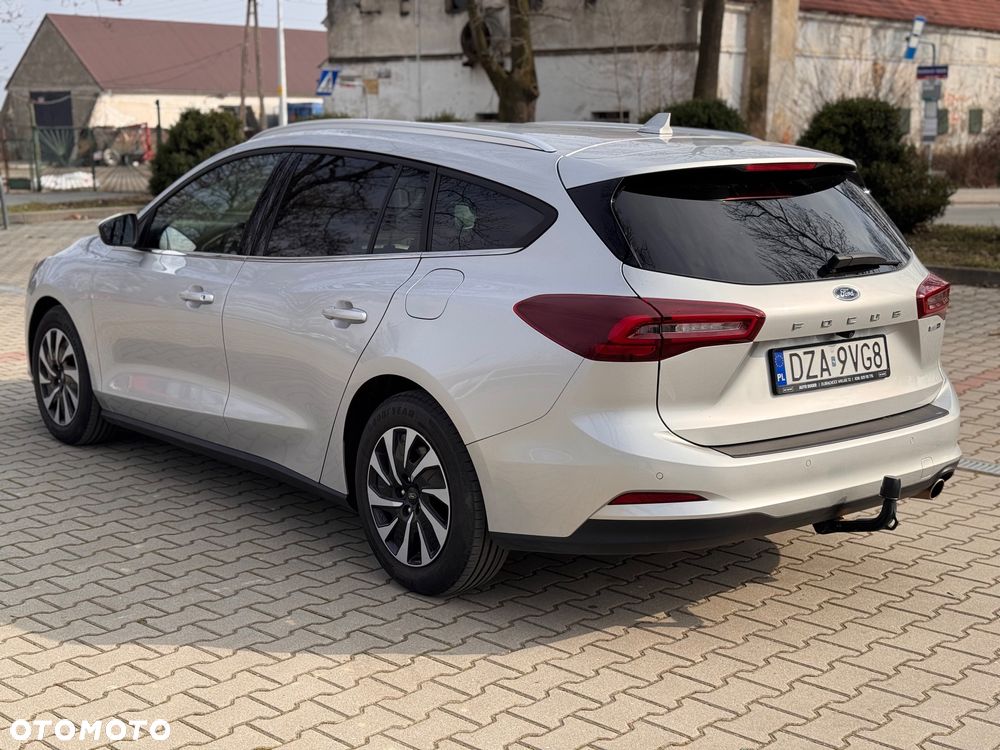 Ford Focus 1.0 EcoBoost Hybrid TITANIUM - 14