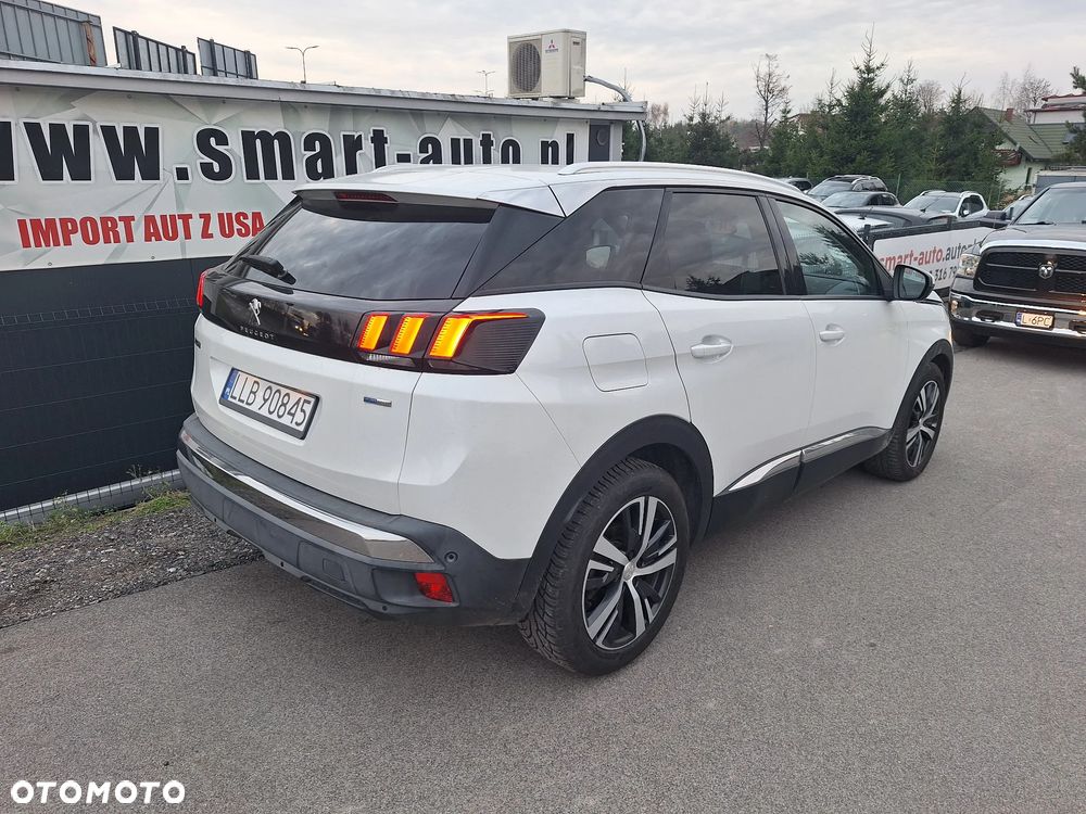 Peugeot 3008 1.2 PureTech Allure S&S - 6