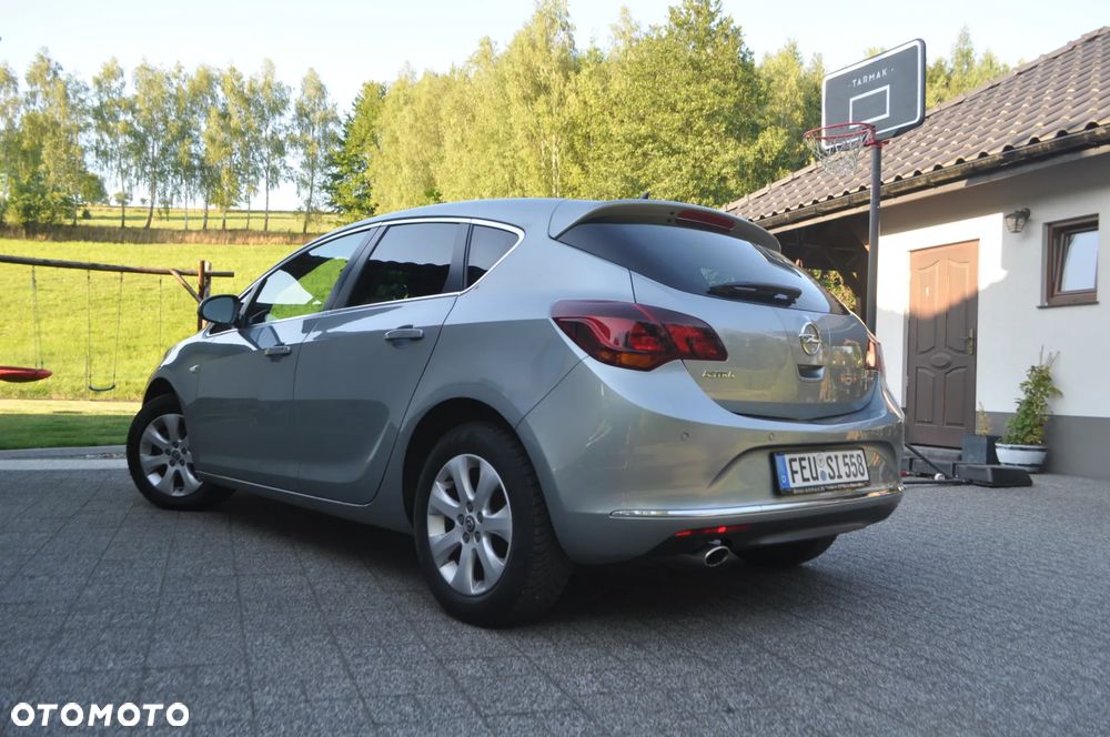 Opel Astra 1.4 Turbo Exklusiv - 5
