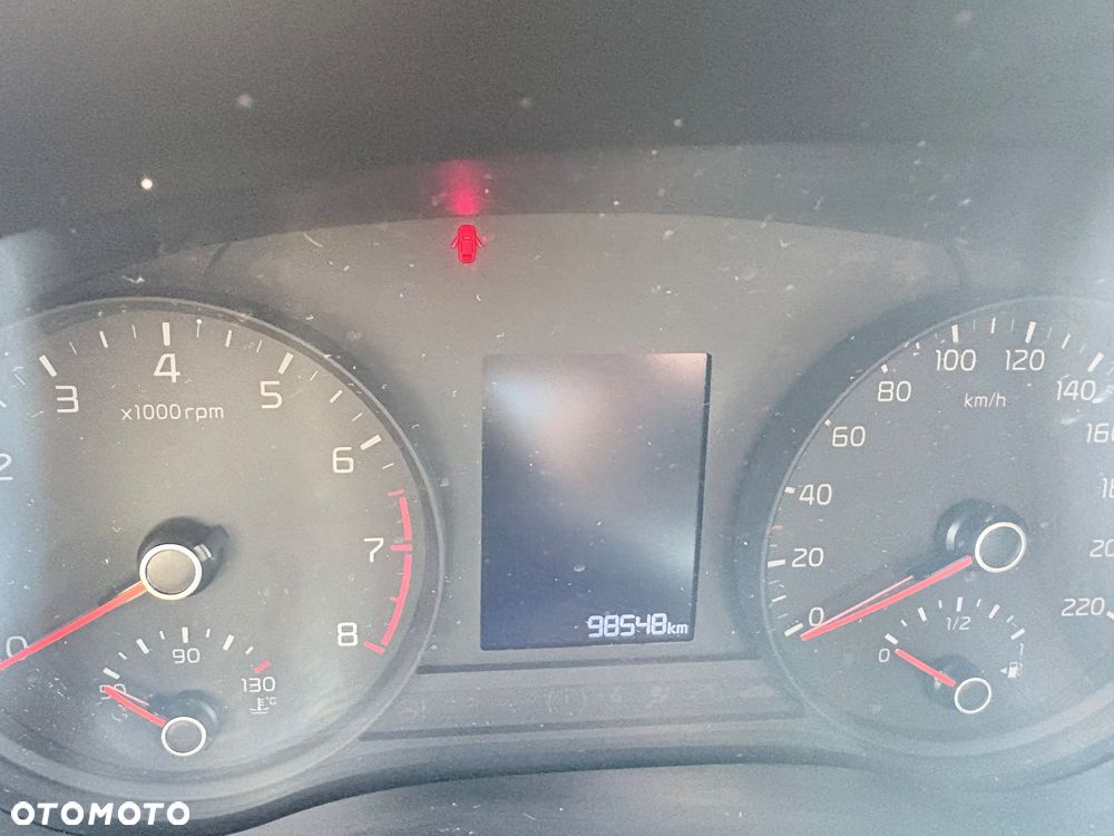 Kia Stonic 1.2 L - 6