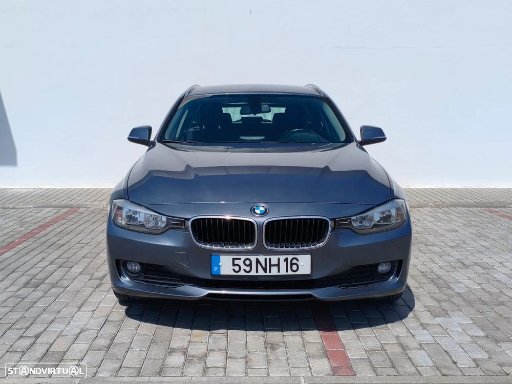 BMW 320 d Line Sport - 4