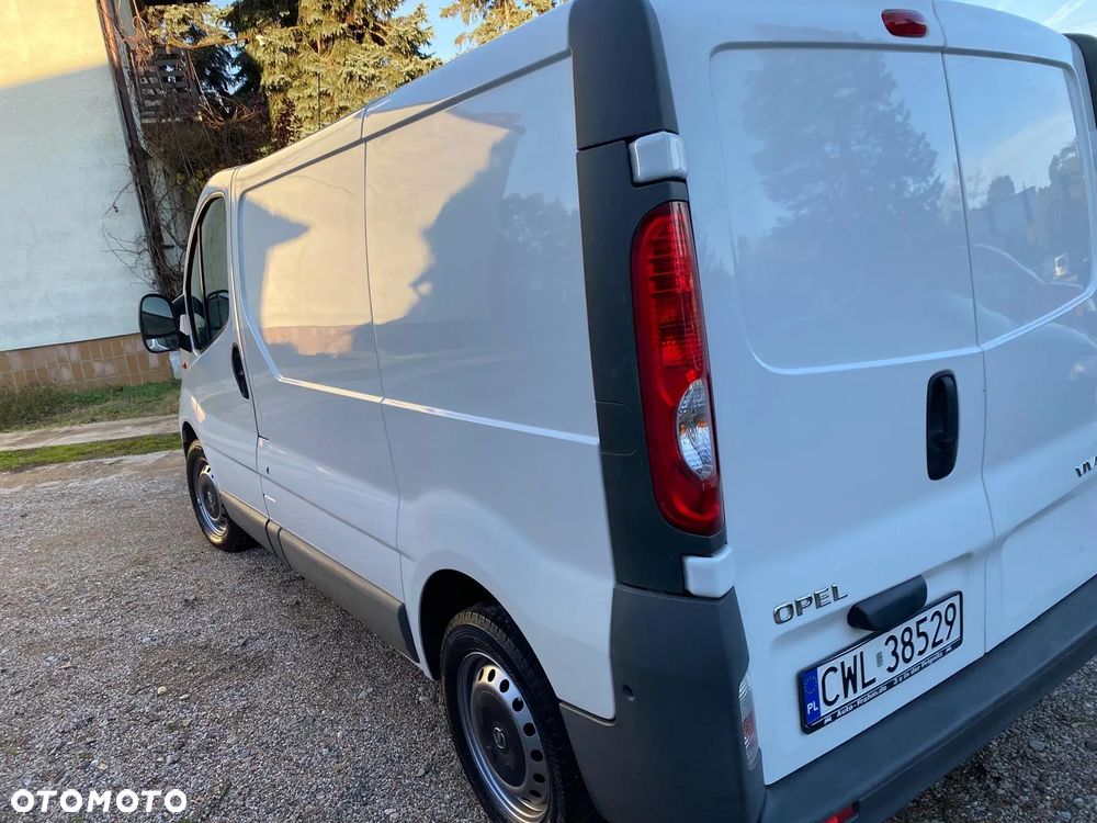 Opel vivaro - 8