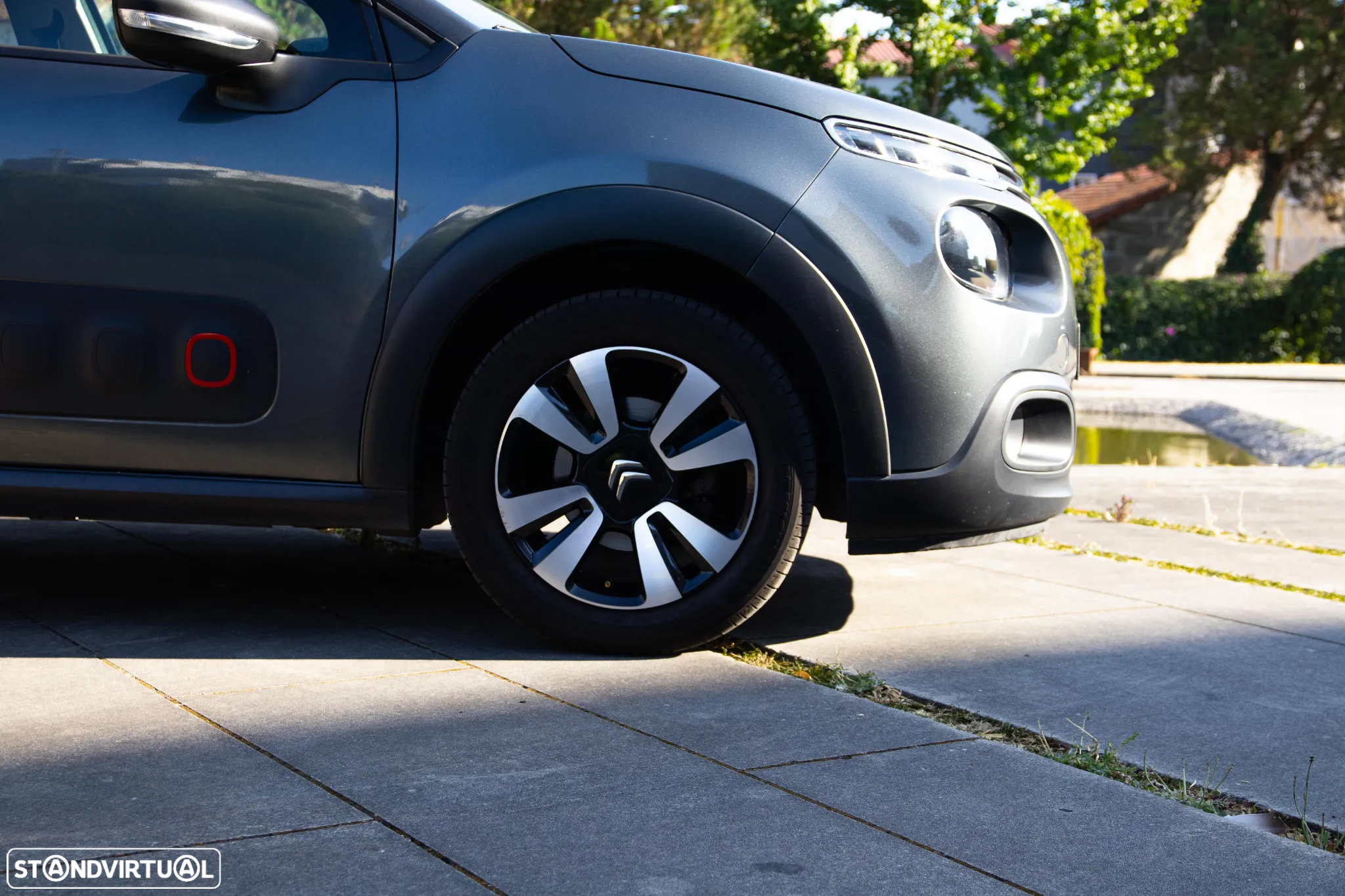 Citroën C3 1.2 PureTech Shine - 4