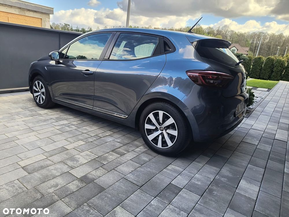 Renault Clio E-TECH 140 BUSINESS EDITION - 10