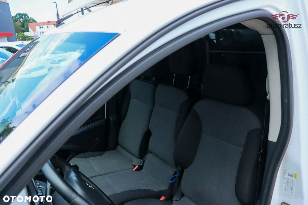 Peugeot Partner - 13