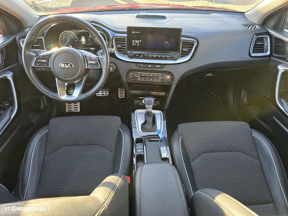 Kia XCeed - 23