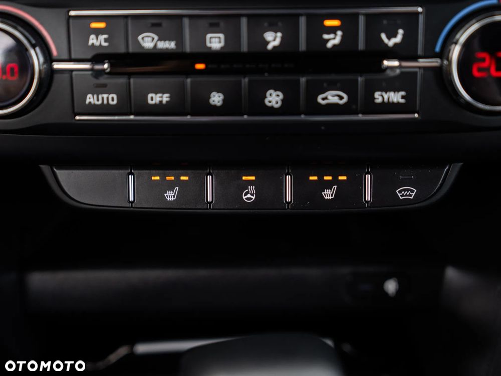 Kia ProCeed 1.6 T-GDI GT DCT - 37