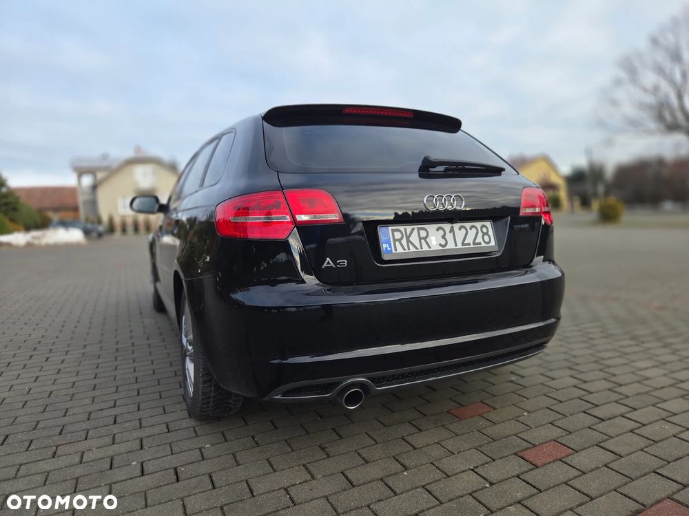 Audi A3 Sportback 1.6 Attraction - 2