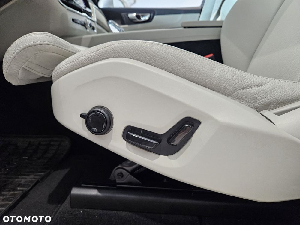 Volvo XC 60 - 11