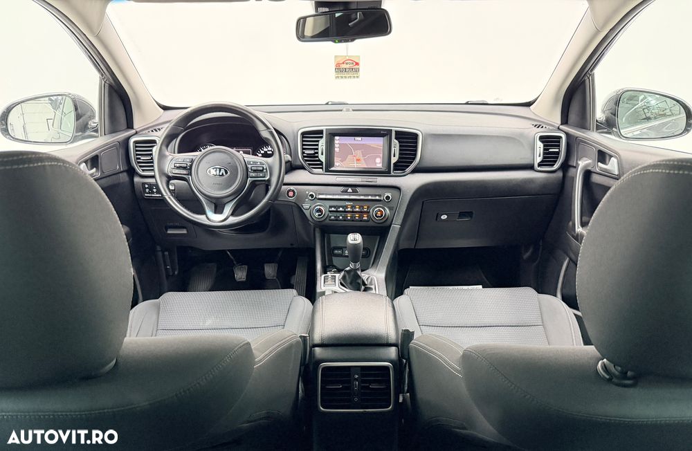 Kia Sportage 1.6 GDI 2WD Dream-Team Edition - 6