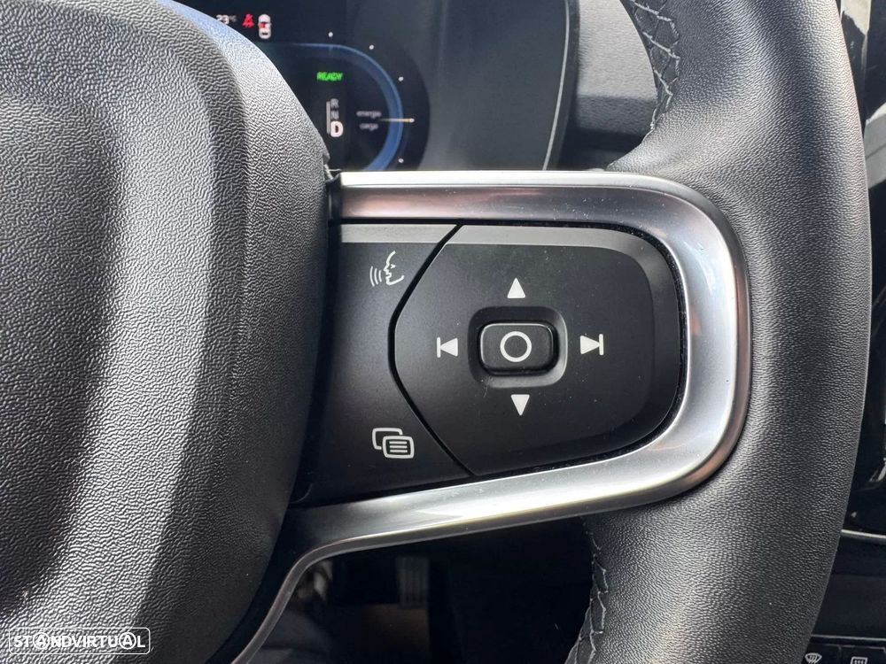 Volvo XC 40 Recharge Core - 28