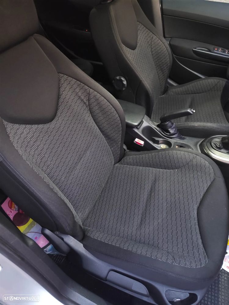 Peugeot 308 SW 1.6 HDi Sport CVM6 - 15