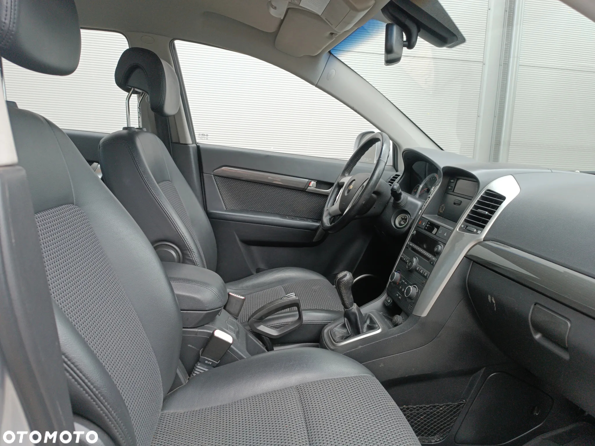Chevrolet Captiva 2.4 2WD 7 Sitzer LS Family Edition - 12