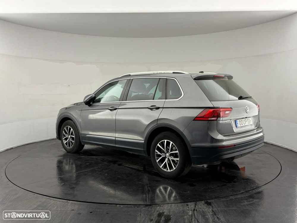 VW Tiguan 2.0 TDI Confortline - 5
