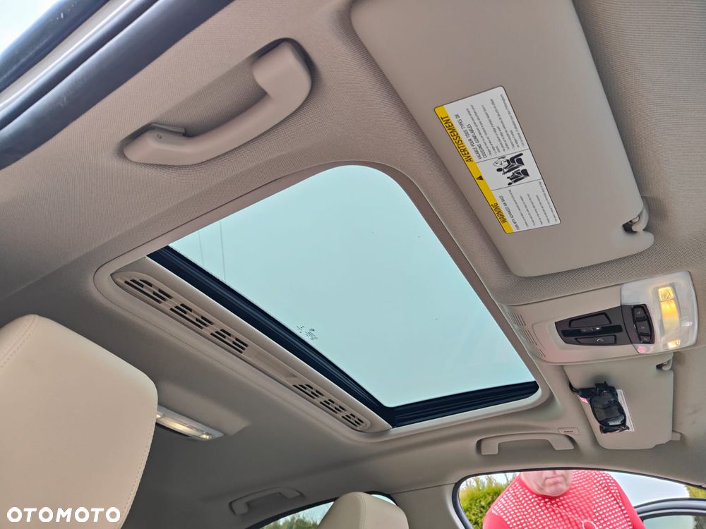 BMW Seria 3 320i xDrive Edition Luxury Line Purity - 12