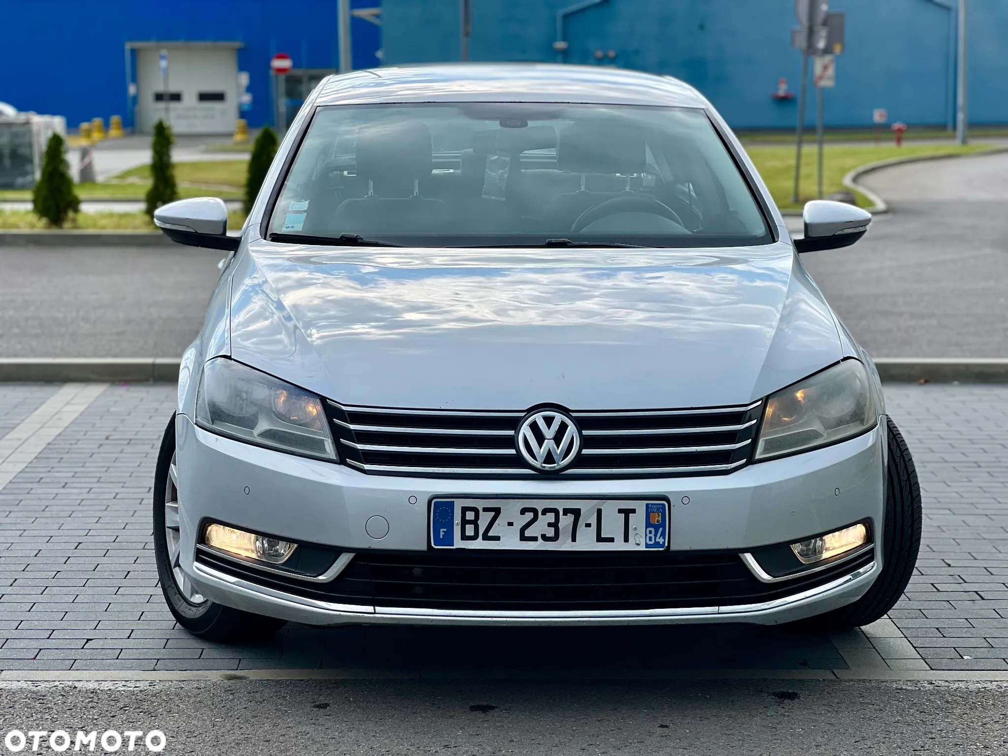 Volkswagen Passat 2.0 TDI DSG BlueMotion Technology Comfortline - 2