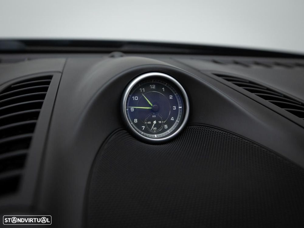 Porsche Cayenne S - 16