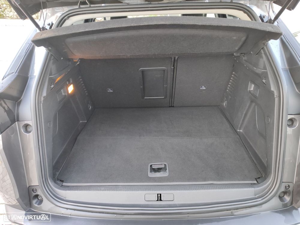 Peugeot 3008 1.6 Hybrid Allure e-EAT8 - 13