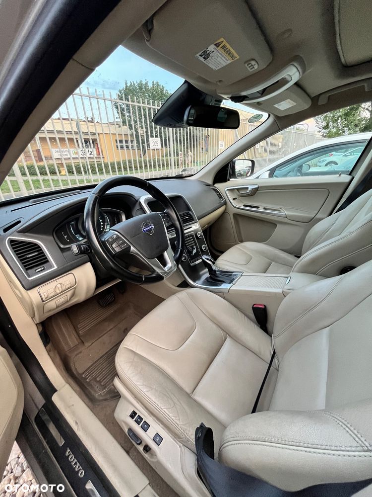 Volvo XC 60 T5 Drive-E Summum - 5