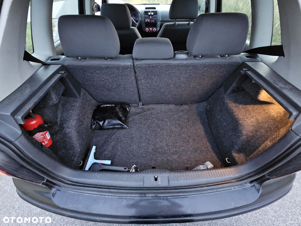 Volkswagen Polo - 4